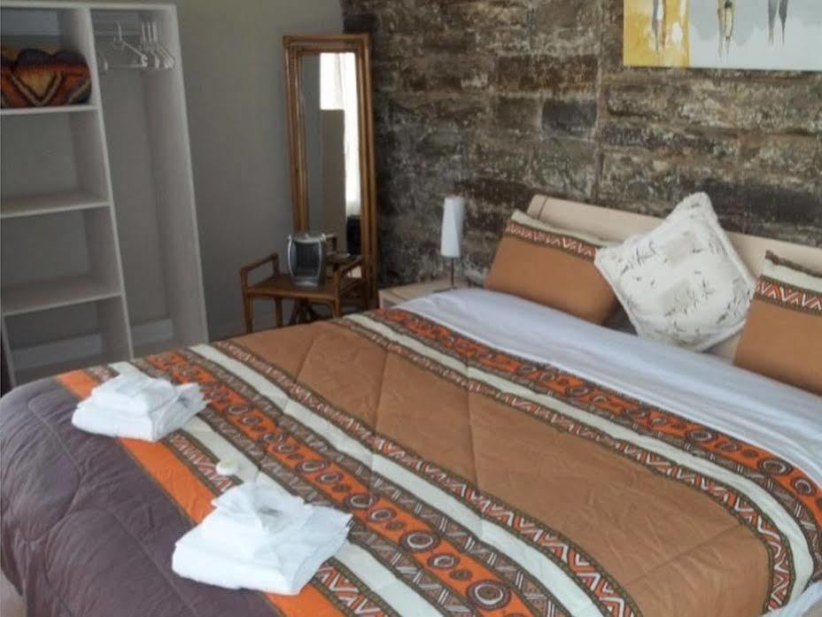 The Whitehouse Inn Sutherland Kültér fotó